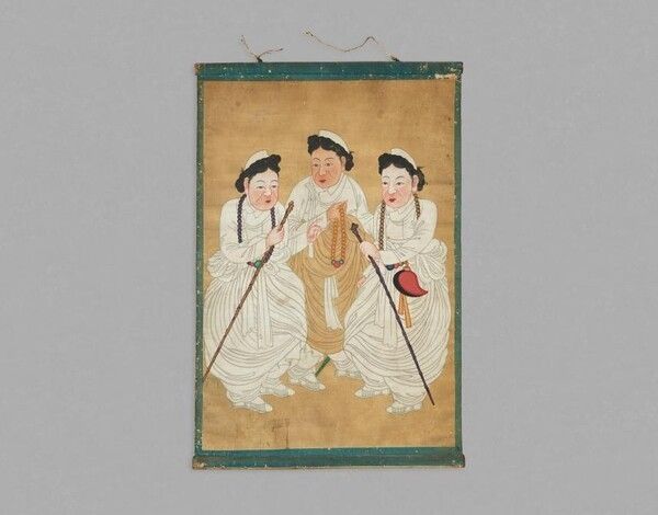 “Sam Bulsa Grandmother,” a deity associated with longevity and blessings, from the Seoul Geumseongdang Shamanic Paintings. Photo courtesy of the Korea Heritage Service.