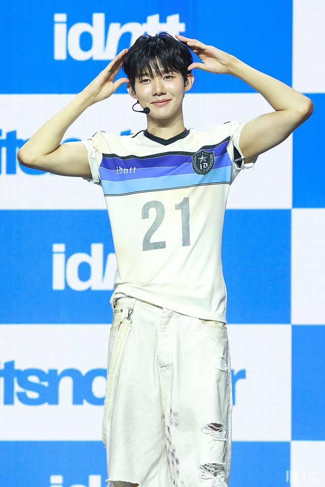 그룹 아이덴티티(idntt) 김은성. 사진=김규빈 기자