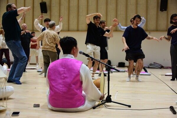 Participants practice samulnori during the Overseas Korean & Gugak Ensemble Invitational Training Program. Photo courtesy of the National Gugak Center.