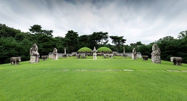 The T-shaped ritual shrine at Gangneung. Photo courtesy of the Royal Palaces and Tombs Center, Korea Heritage Service.