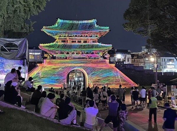 Jinju City will host the 2026 Jinju Fortress Heritage Media Art Festival and the 2026 Jinju Heritage Night in and around Jinju Fortress and the city's historic downtown this August and September. Photo courtesy of Jinju City.