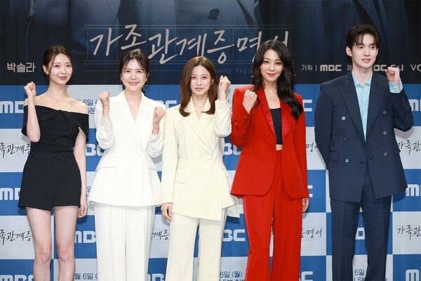 배우 박솔라, 임지은, 박세영, 한고은, 성이언. 사진=김규빈 기자