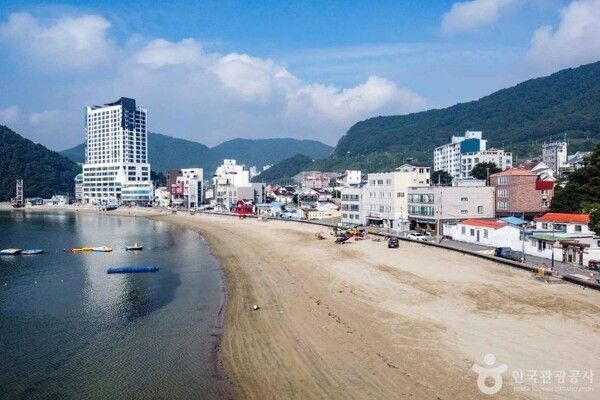 거제 덕포해수욕장 사진=한국관광공사