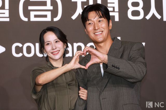 배우 조여정, 김재철. 사진=김규빈 기자