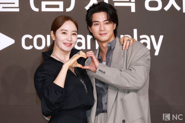 배우 김혜수, 김지훈. 사진=김규빈 기자