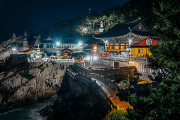 해동용궁사 야경. 사진=부산시