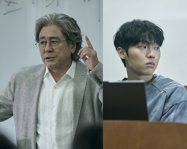'맨 끝줄 소년' 최민식-최현욱. 사진=넷플릭스