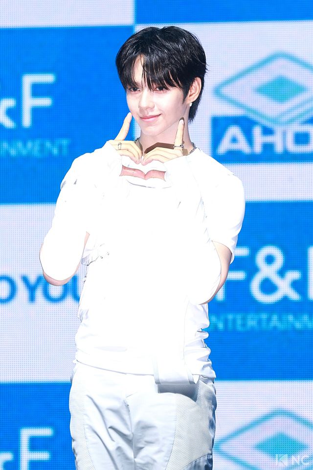 그룹 아홉(AHOF)&nbsp;제이엘. 사진=김규빈 기자
