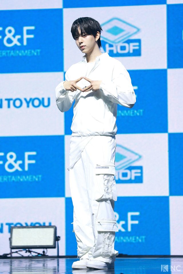 그룹 아홉(AHOF)&nbsp;즈언. 사진=김규빈 기자