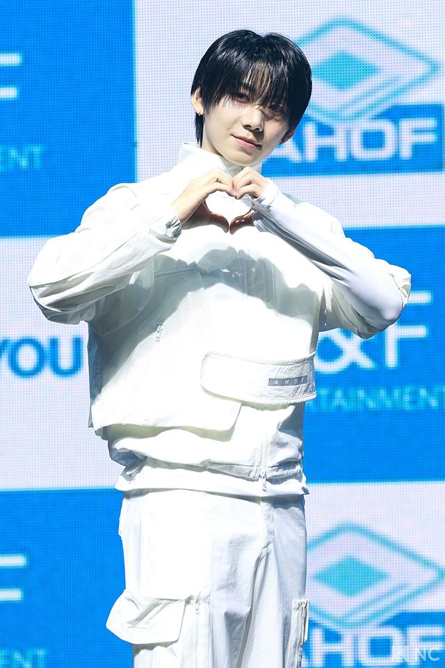 그룹 아홉(AHOF)&nbsp;박한. 사진=김규빈 기자