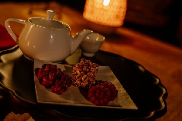 Traditional refreshments. Photo courtesy of the Traditional Performing Arts Foundation of Korea