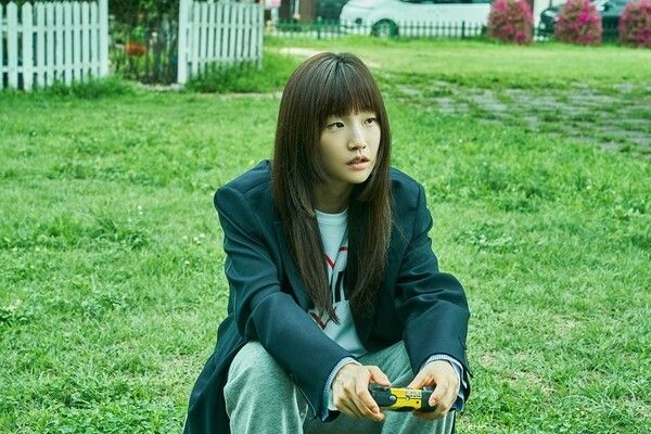 Park So-dam in The Journey to Gyeongju. Photo courtesy of Lotte Entertainment