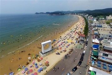 Manripo Beach. Photo courtesy of Taean County Ogam Tourism