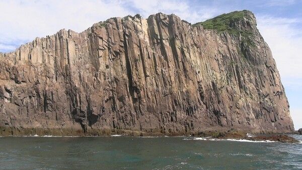 Byeongpungdo in Taean, South Chungcheong Province. Photo courtesy of Chonnam National University’s Uninhabited Island Research Center