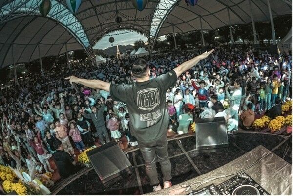 DJ SEFO’s Children’s EDM Party. Photo courtesy of Seoul Metropolitan Government