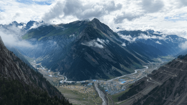 Photo courtesy of EBS1’s “World Theme Travel”