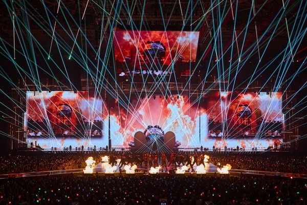 NCT 127 performs at KSPO DOME during the Seoul run of its fifth world tour. Photo courtesy of SM Entertainment