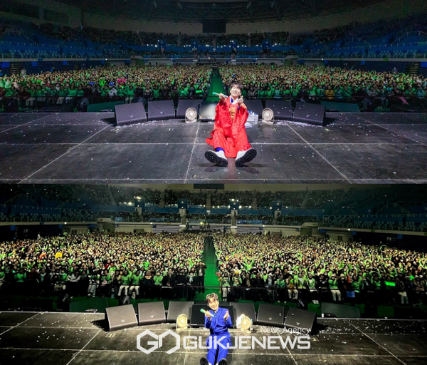 가수 황영웅 인천 콘서트 현장(사진=황영웅 공식 팬카페 '파라다이스' 갈무리)