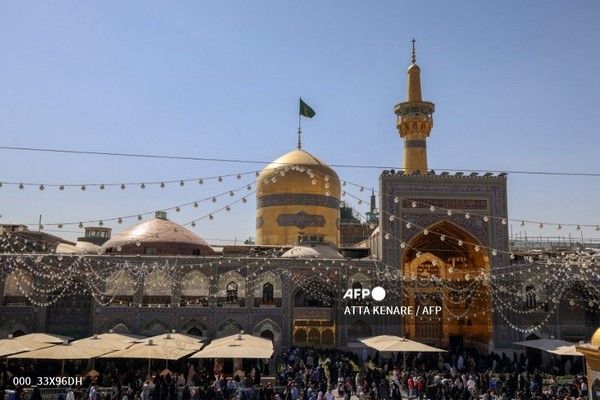 이맘 레자 신사. 사진제공/AFP통신