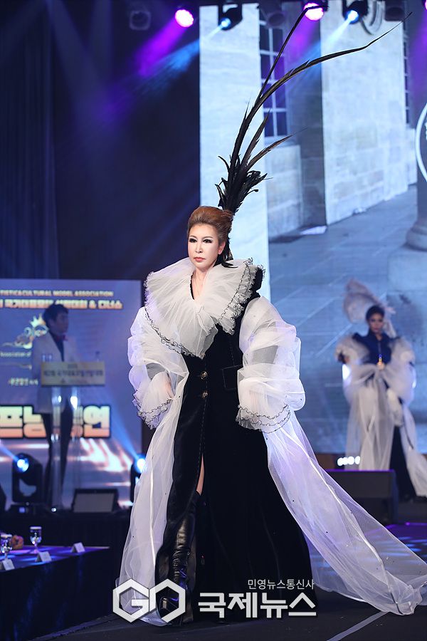 ▲ 랑유 패션쇼 모델 박재은 / ⓒ이대웅 기자