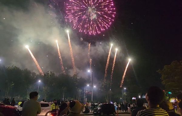 2024유성온천문화축제 불꽃놀이, 드론쇼 (사진출처=국제뉴스DB)