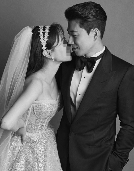 장수원 결혼, 아내 나이·직업 '화두'(사진=장수원 웨딩봐호, SNS)