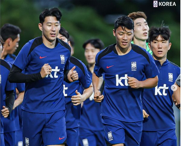손흥민, 황희찬 (사진출처=대한축구협회)