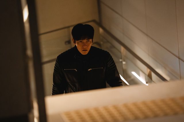 디즈니+ 오리지널 시리즈 '조각도시'