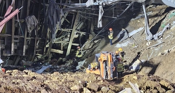 광명 신안산선 복선전철 5-2공구 붕괴 현장/ 경기소방본부 제공