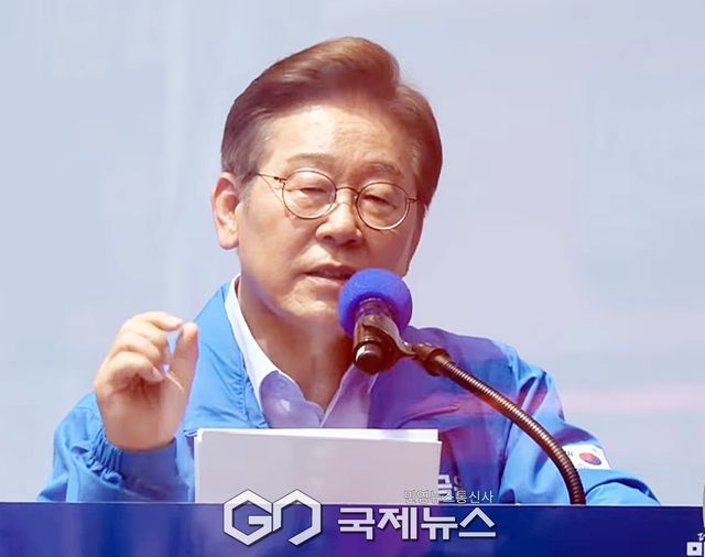 ▲이재명 더불어민주당 대통령 후보는 21일 인천 남동구 집중유세에서&nbsp;우리는 지난 3년간 너무나 많은 것을 잃고 망쳤습니다. 희망을 잃어버렸고, 평화가 망가졌고, 민생과 경제가 파괴되었고, 외교적으로도 대망신을 당했지요. 국격은 훼손됐다고 밝히고 있다./사진=이용우 기자&nbsp;