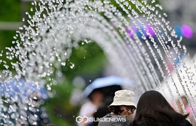 더위스케치, 분수 (사진=국제뉴스DB)