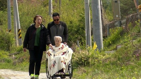 인간극장&nbsp;100세 엄마와 꽃 따라 길 따라 /kbs 제공&nbsp;