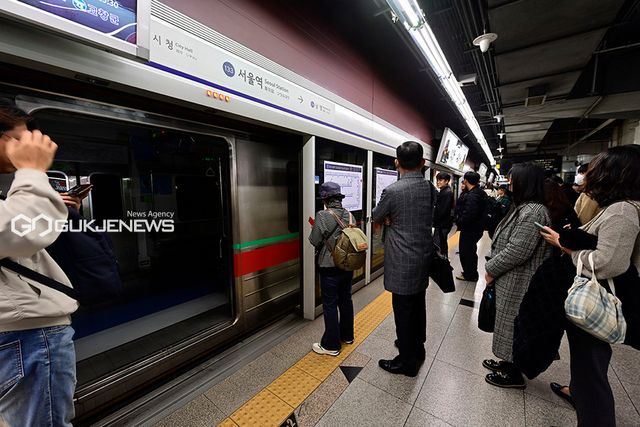 서울역 지하철/국제뉴스DB