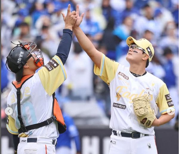 김서현은 오늘 세이브로 리그 세이브 단독 1위 등극 (사진=한화이글스SNS)