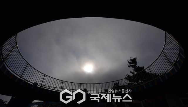 수도권에도 장맛비 영향권 주말 나들이 풍속도 달라져 (사진=안희영 기자)