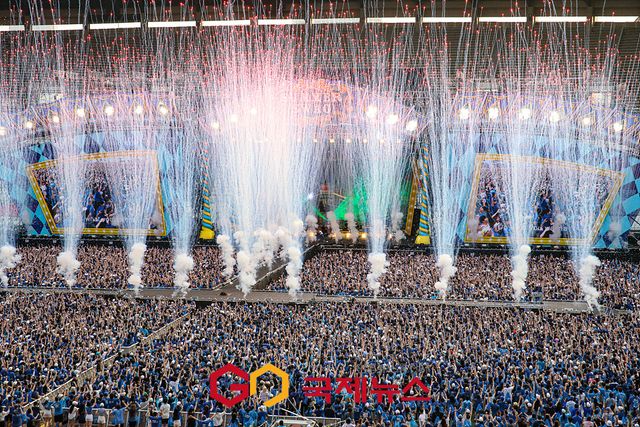 ▲ 싸이 흠뻑쇼 SUMMER SWAG 2023 무대 전경 / ⓒ이대웅 기자