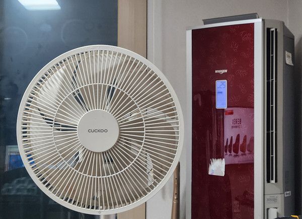 선풍기, 에어컨보다 더 시원하게 하는방법, 전기요금 아끼는 방법 (전기세 아끼는법) (사진=국제뉴스DB)