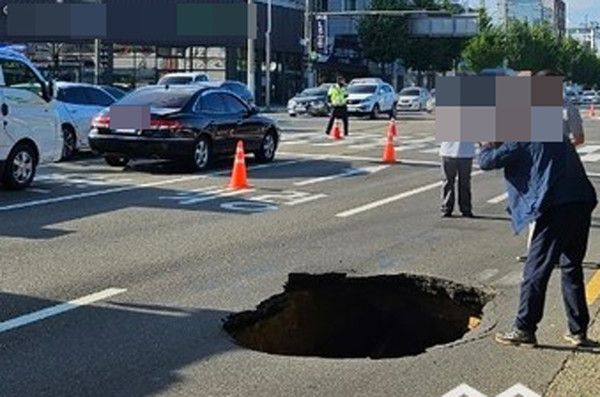 싱크홀 자료사진, (기사와 무관함, 국제뉴스DB)