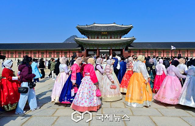 설날 연휴, 궁능유적본부는 궁능유적휴무일 개방 및 관람객 무료입장을 시행 (사진=안희영 기자)