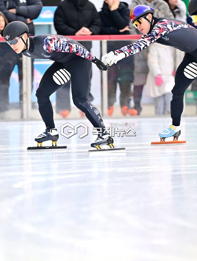 25회 밀라노-코르티나담페초 동계올림픽 앞두고 쇼트트랙 시범공연 펼쳐 (사진=안희영 기자)