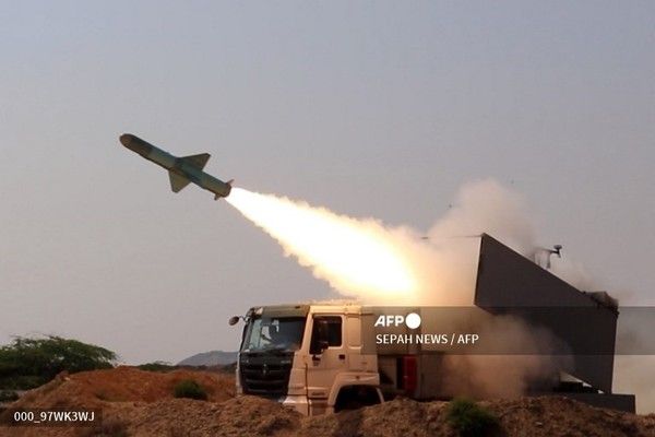 이란혁명수비대의 군사 훈련 중 발사되는 로켓(위 사진은 기사 내용과 무관함). 국제뉴스/AFP통신