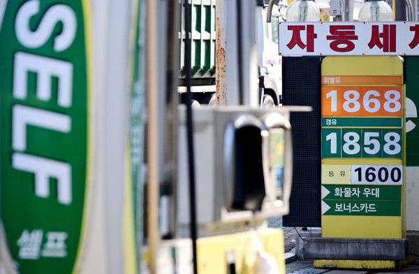 인천경제자유구역청은 최근 중동 지역의 정세 불안 지속으로 국제유가가 상승함에 따라, 3월 31일까지 경제자유구역 내 주유소의 ‘석유류 가격표시제 이행실태 및 유통질서’ 점검에 나선다.&nbsp;