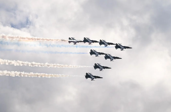 블랙이글스 에어쇼 /&nbsp;대한민국 공군 특수비행팀 블랙이글스 인스타그램