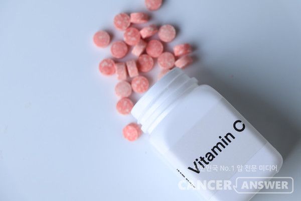 비타민C 영양제는 폐암 위험성을 낮추는 효과가 없다는 국내 코호트연구 결과가 나왔다./게티이미지뱅크