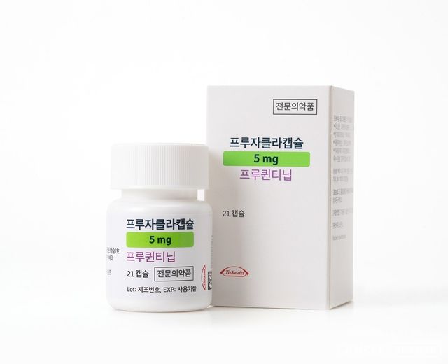 한국다케다제약(대표 박광규)은 전이성 대장암 치료제 프루자클라(성분명 프루퀸티닙)가 9월 30일 식품의약품안전처로부터 ‘이전 표준치료(1,2차)에 실패한 전이성 대장암’ 환자의 3차 단독요법으로 적응증 확대 승인을 받았다고 8일 밝혔다./한국다케다제약 제공