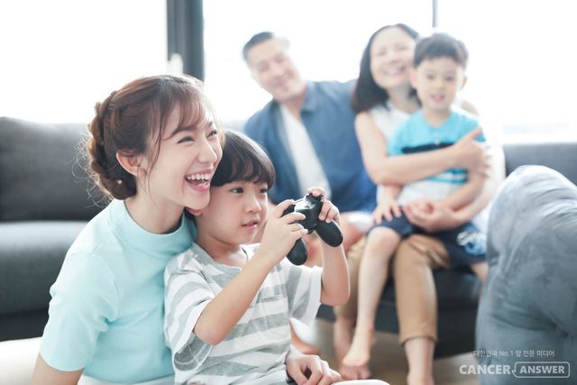 ​2024년 태어난 아이의 기대수명은 83.7세로 역대 최고치를 나타냈다. 암이 없다면 3.3년 더 사는 것으로 집계됐다./ xframe