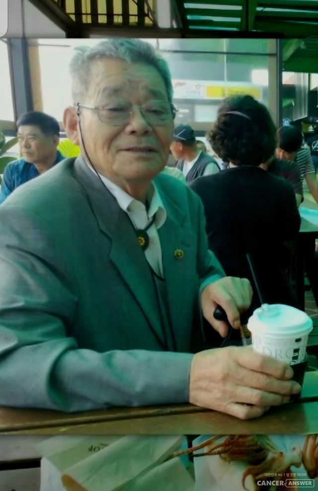 6년여 전, 2019년 7월 12일 새벽 아버지가 세상을 떠나셨다. 하늘이 떠나가고 온 우주가 빛을 잃은 듯 처절했던 날. 어둡고 고요한 시간이 흐르고 흘러 현재를 살아가고 있는 나에게 아버지는 지금도 온화하지만 단호한 표정으로 수많은 교훈을 주시는 듯하다./사진=스토리텔러 이경숙