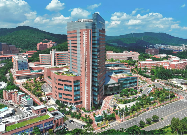 건강보험심사평가원이 공개한 ‘2025년 5차 환자경험평가’ 점수에서 1위를 차지한 계명대동산병원./계명대동산병원 제공