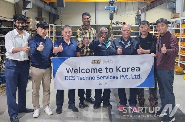 ㈜원강 임직원과 인도 DCS Techno services (제공=㈜원강)