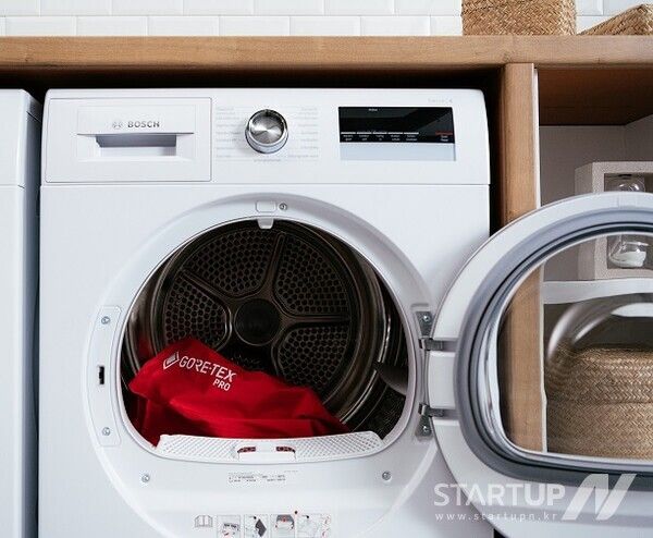 세탁기로 편하게 세탁가능한 고어텍스 자켓 이미지